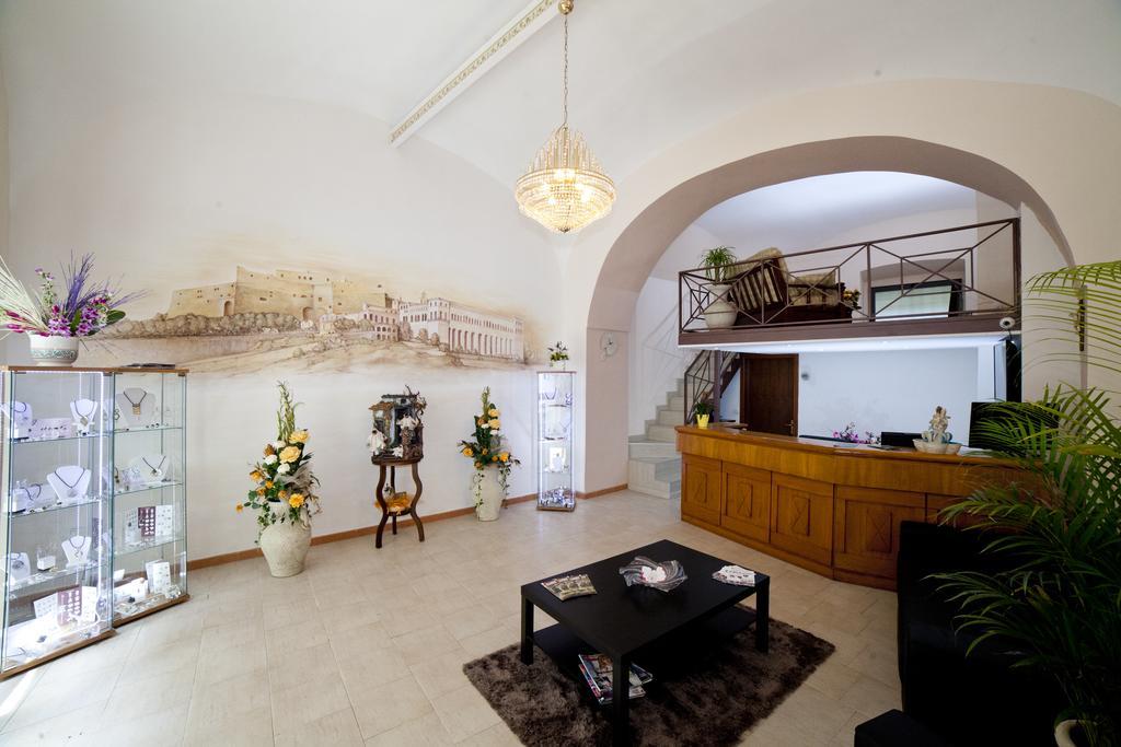 Hotel Residence Confalone Naples Room photo